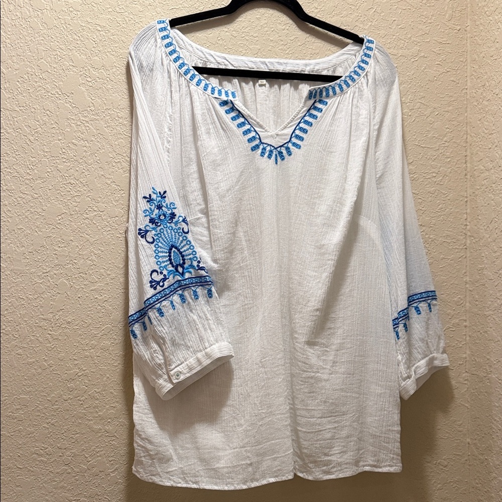 Excellent Condition, Talbots White & Blue Embroidered Peasant Blouse, Size 2X